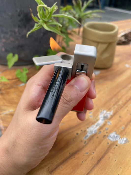 Left-Handed Portable 2-in-1 Hitter Lighter Pipe